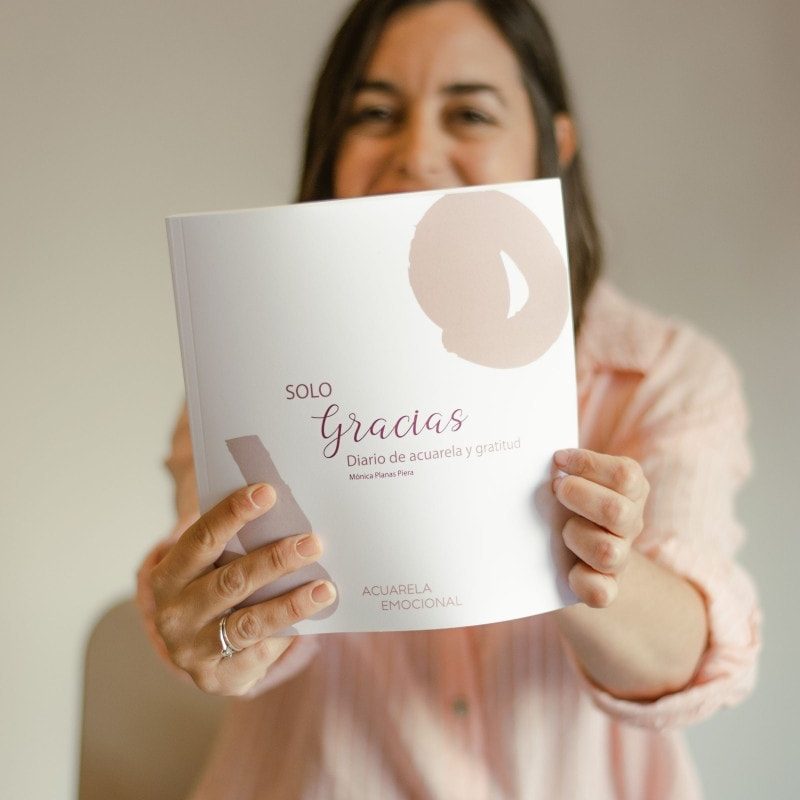 diario de gratitud y acuarela monica planas